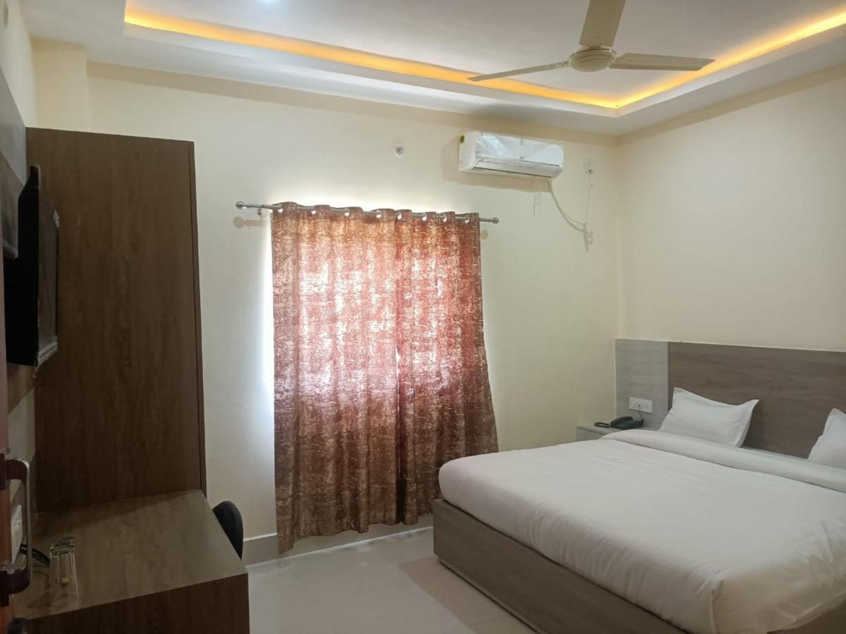 Hotel Rajwada Palace Orchha Exterior photo