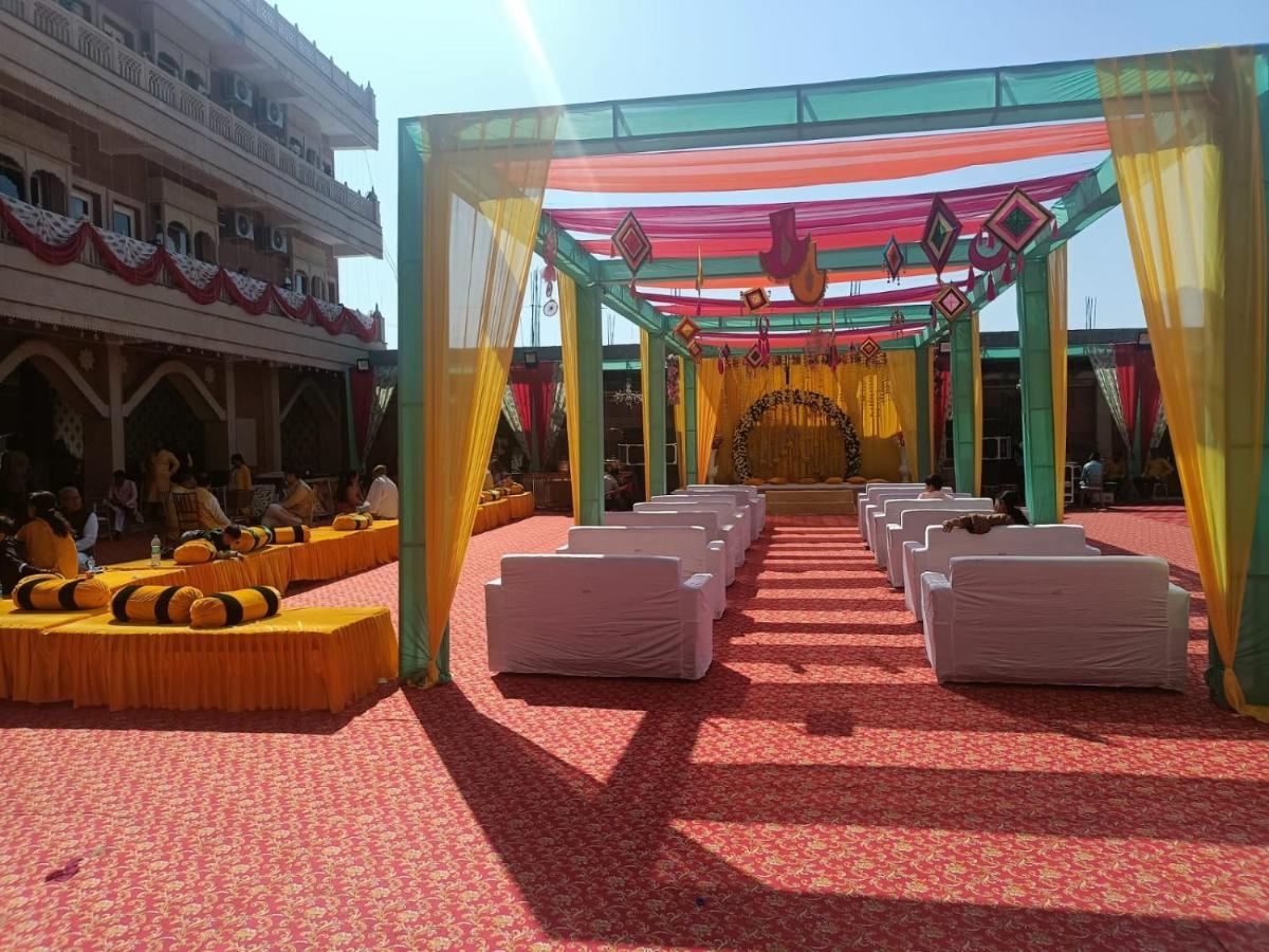 Hotel Rajwada Palace Orchha Exterior photo